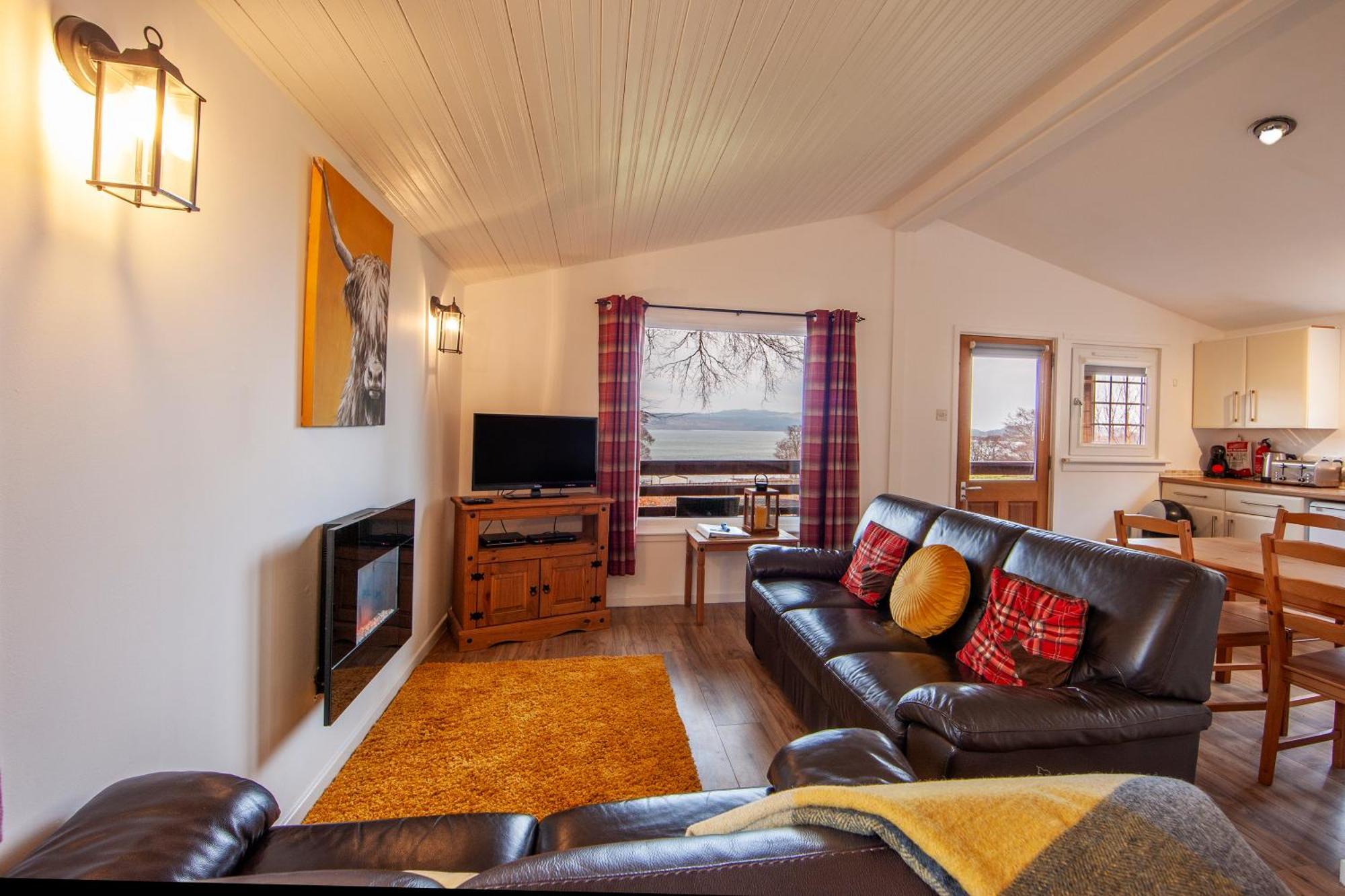 Appin Holiday Homes -Caravans, Lodges, Shepherds Hut And Train Carriage Stays Eksteriør billede