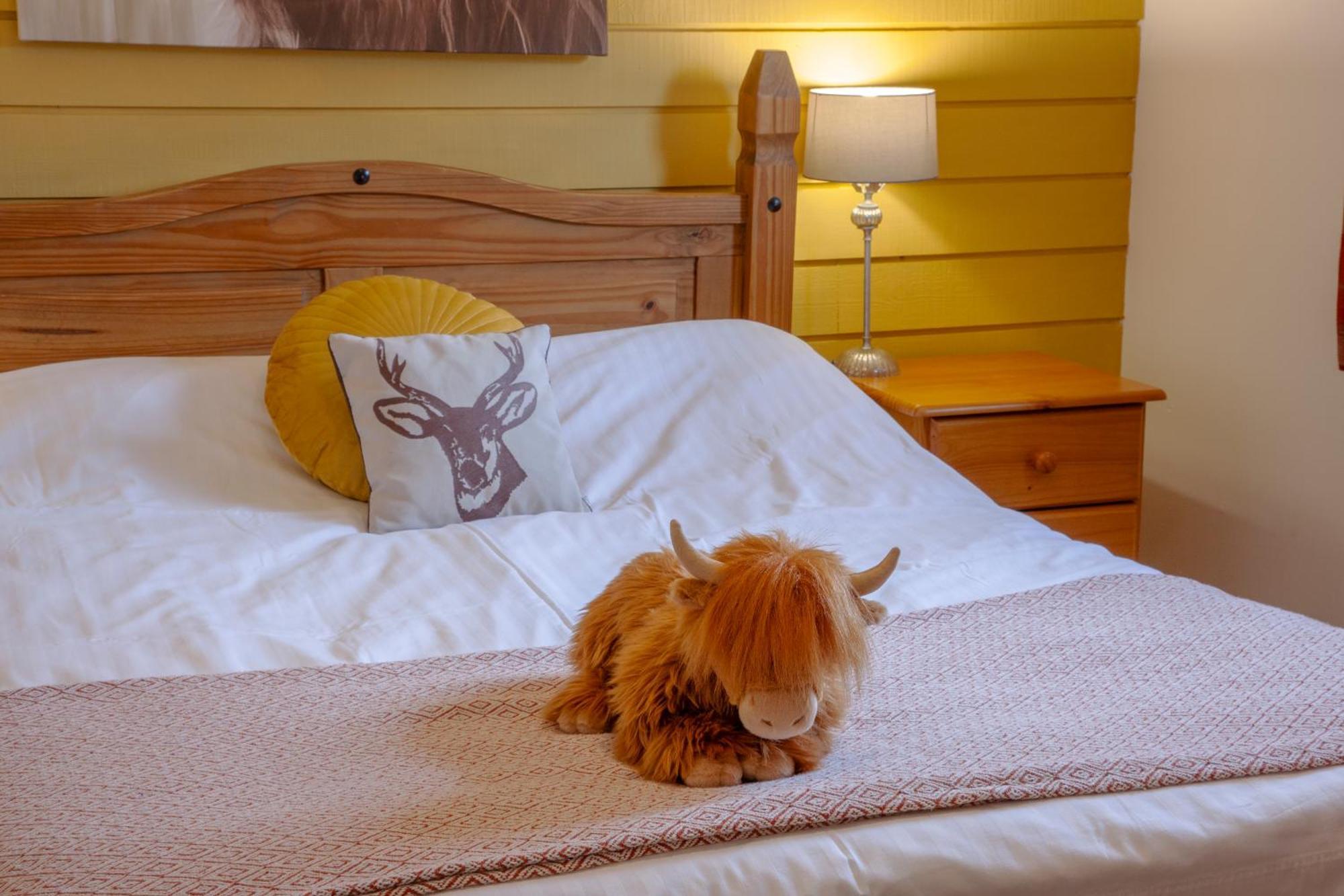 Appin Holiday Homes -Caravans, Lodges, Shepherds Hut And Train Carriage Stays Eksteriør billede