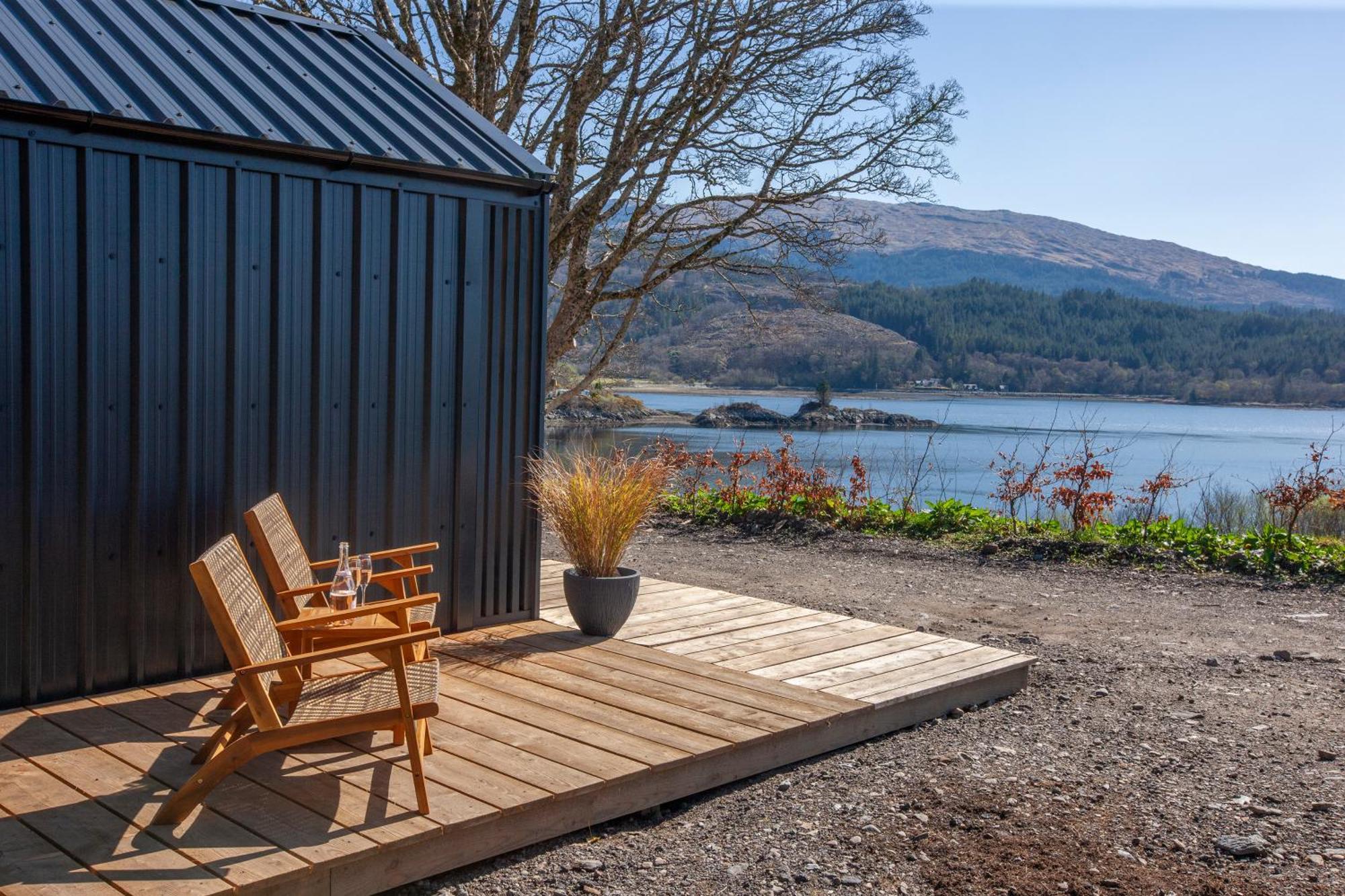 Appin Holiday Homes -Caravans, Lodges, Shepherds Hut And Train Carriage Stays Eksteriør billede
