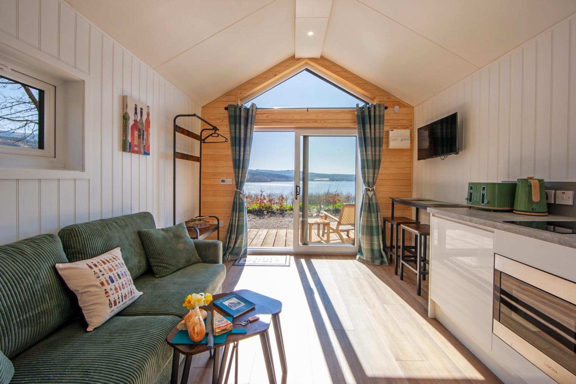 Appin Holiday Homes -Caravans, Lodges, Shepherds Hut And Train Carriage Stays Eksteriør billede