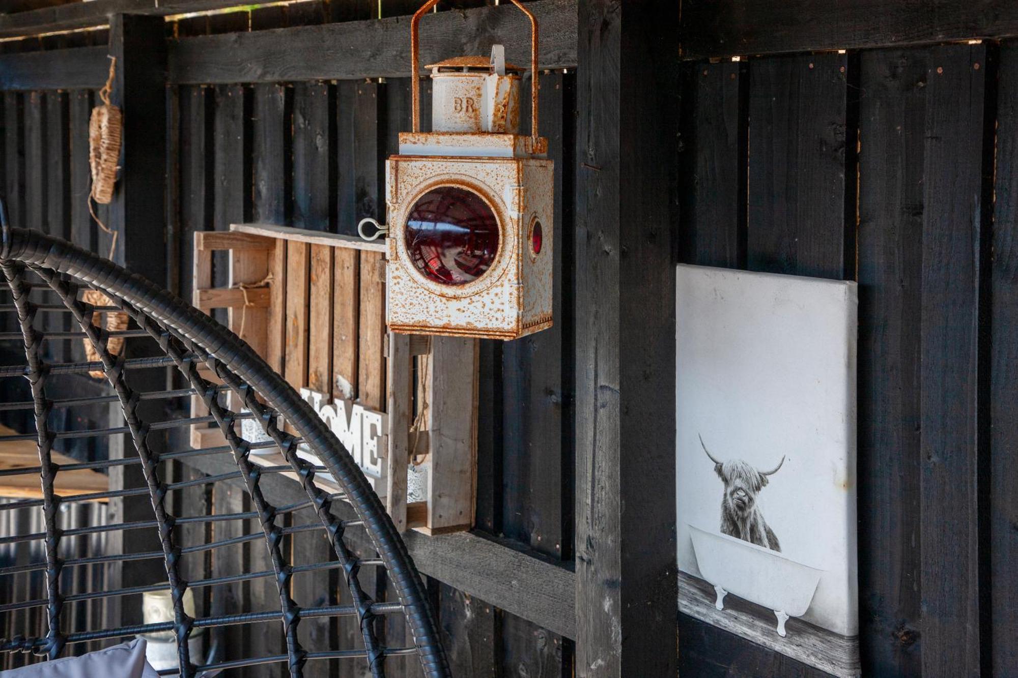Appin Holiday Homes -Caravans, Lodges, Shepherds Hut And Train Carriage Stays Eksteriør billede