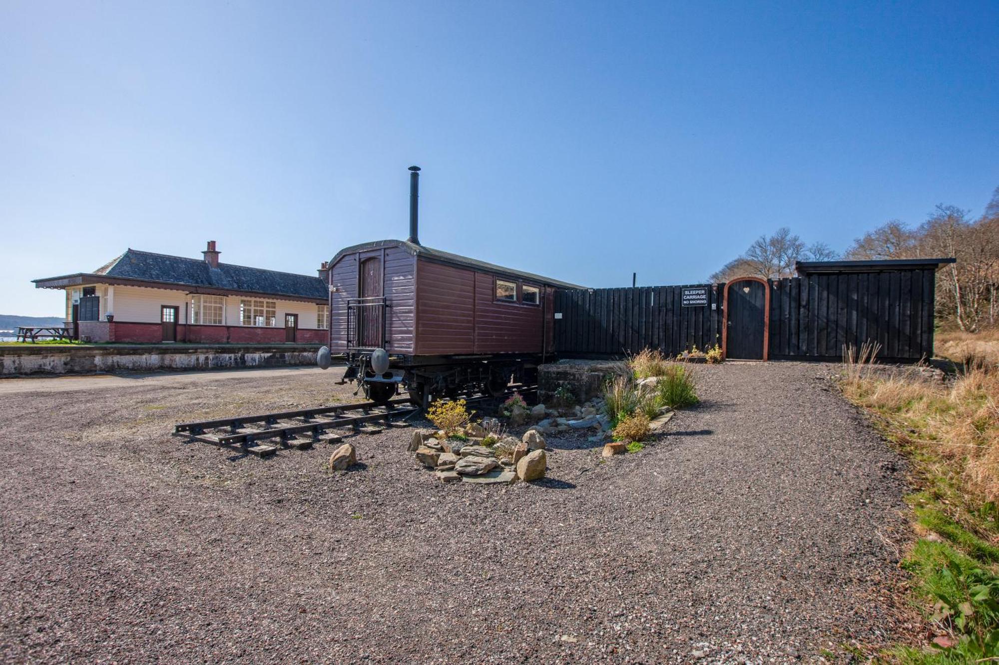 Appin Holiday Homes -Caravans, Lodges, Shepherds Hut And Train Carriage Stays Eksteriør billede
